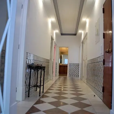 Apartman New Design City Center - 4 Bedroom Apt, 3 Wc And Terrace