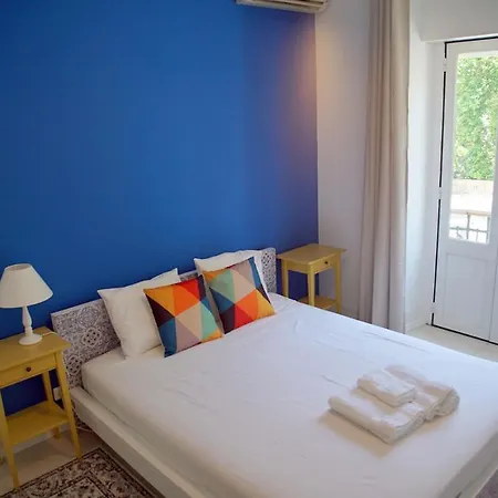 New Design City Center - 4 Bedroom Apt, 3 Wc And Terrace Lisbon